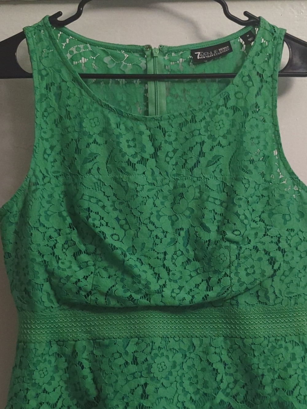 New York & Company Emerald Lace Dress